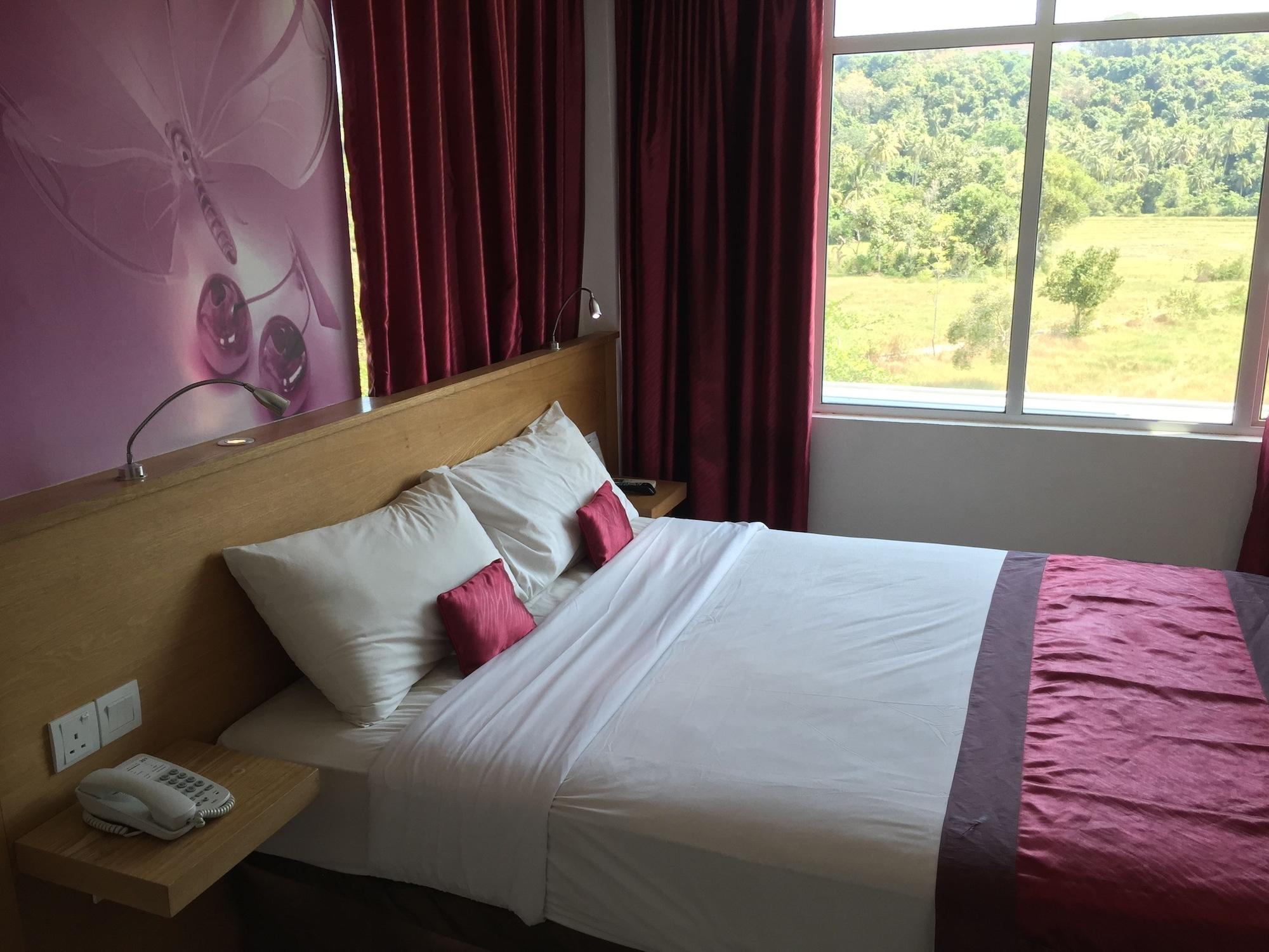 Favehotel Cenang Beach Langkawi Exterior foto